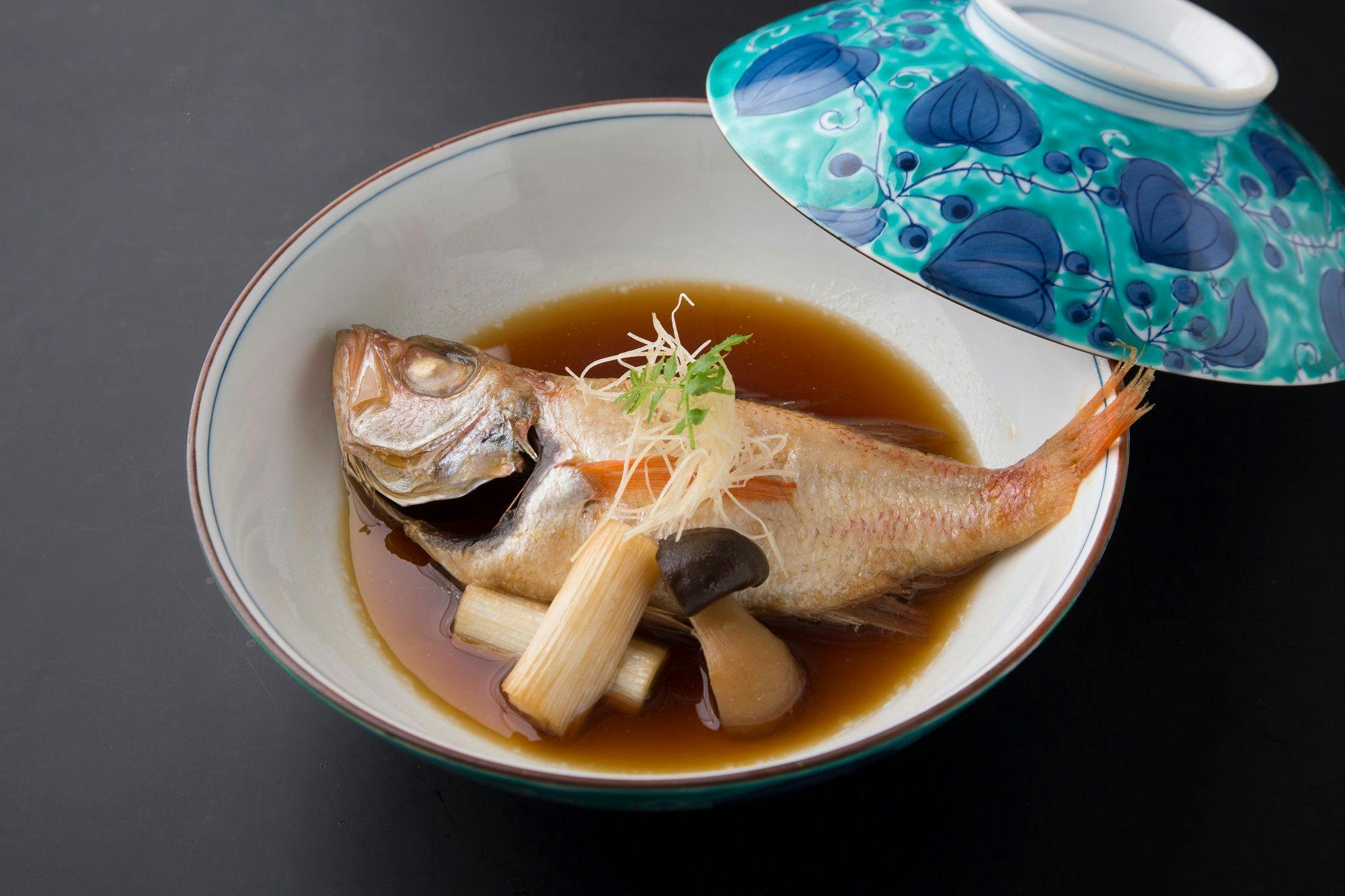 Popular Open-Air Bath Rooms and Seasonal Delicacies of Toyama, Unazuki Onsen Sunyanagi-tei
