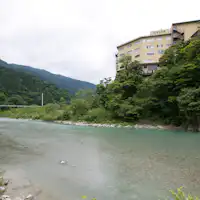 ซันยานางิเทจากแม่น้ำคุโรเบะ