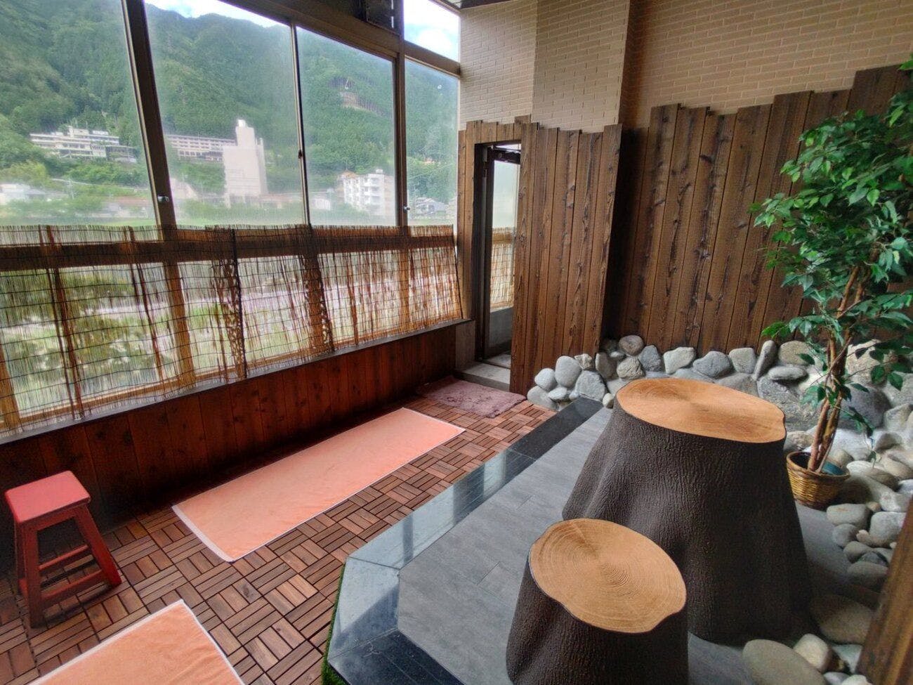 Sakura RiverSide Stay Gero Onsen