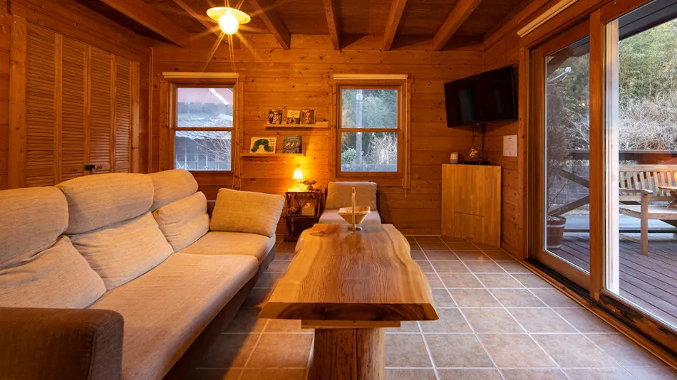 ALL SEASON RESORT NO.2 Birdsong