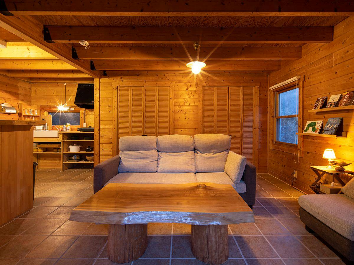 ALL SEASON RESORT NO.2 Birdsong