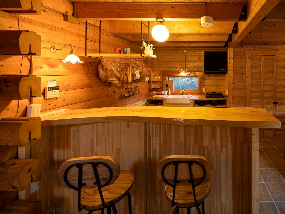 ALL SEASON RESORT NO.2 Birdsong