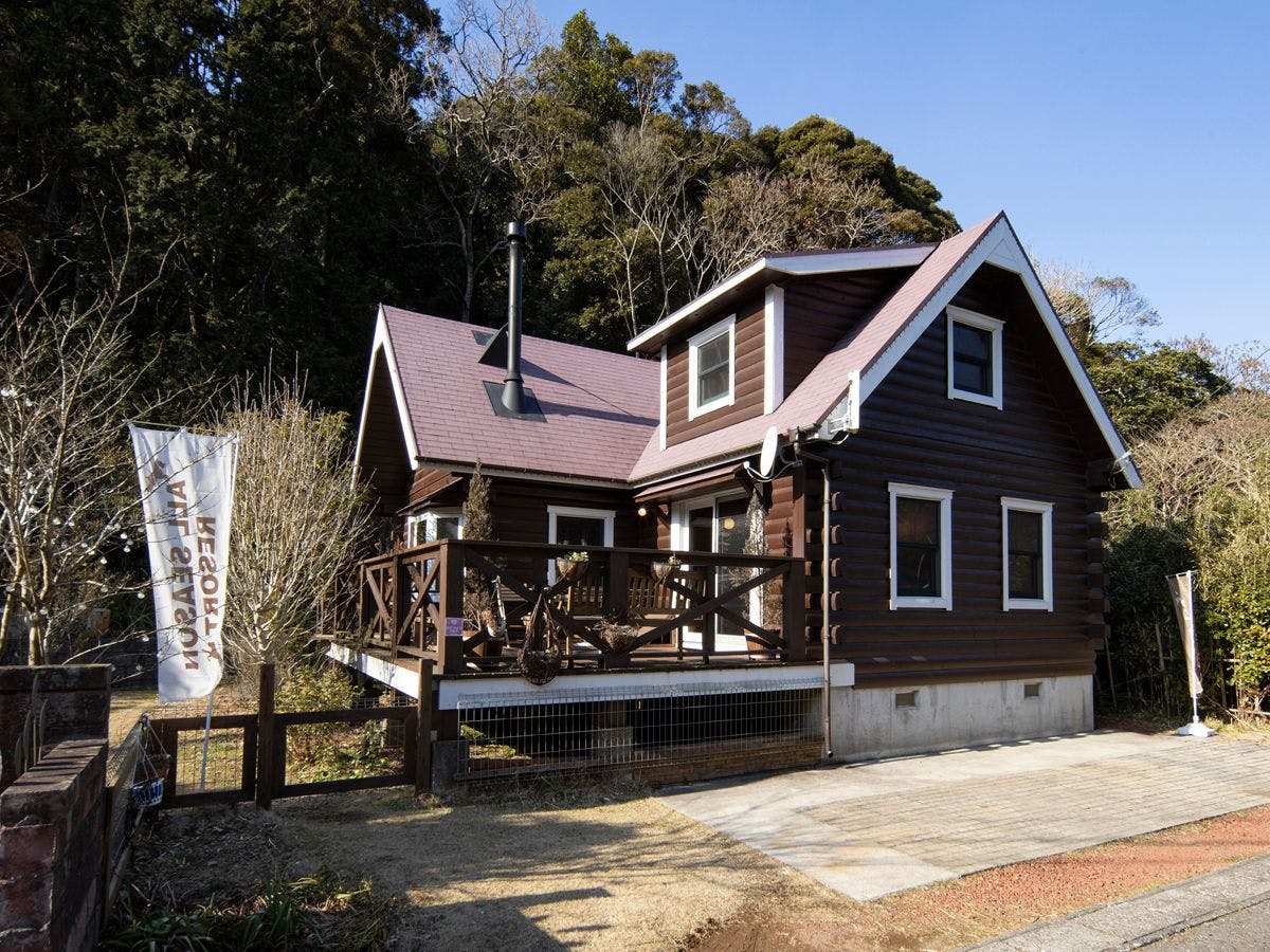 ALL SEASON RESORT NO.2 Birdsong