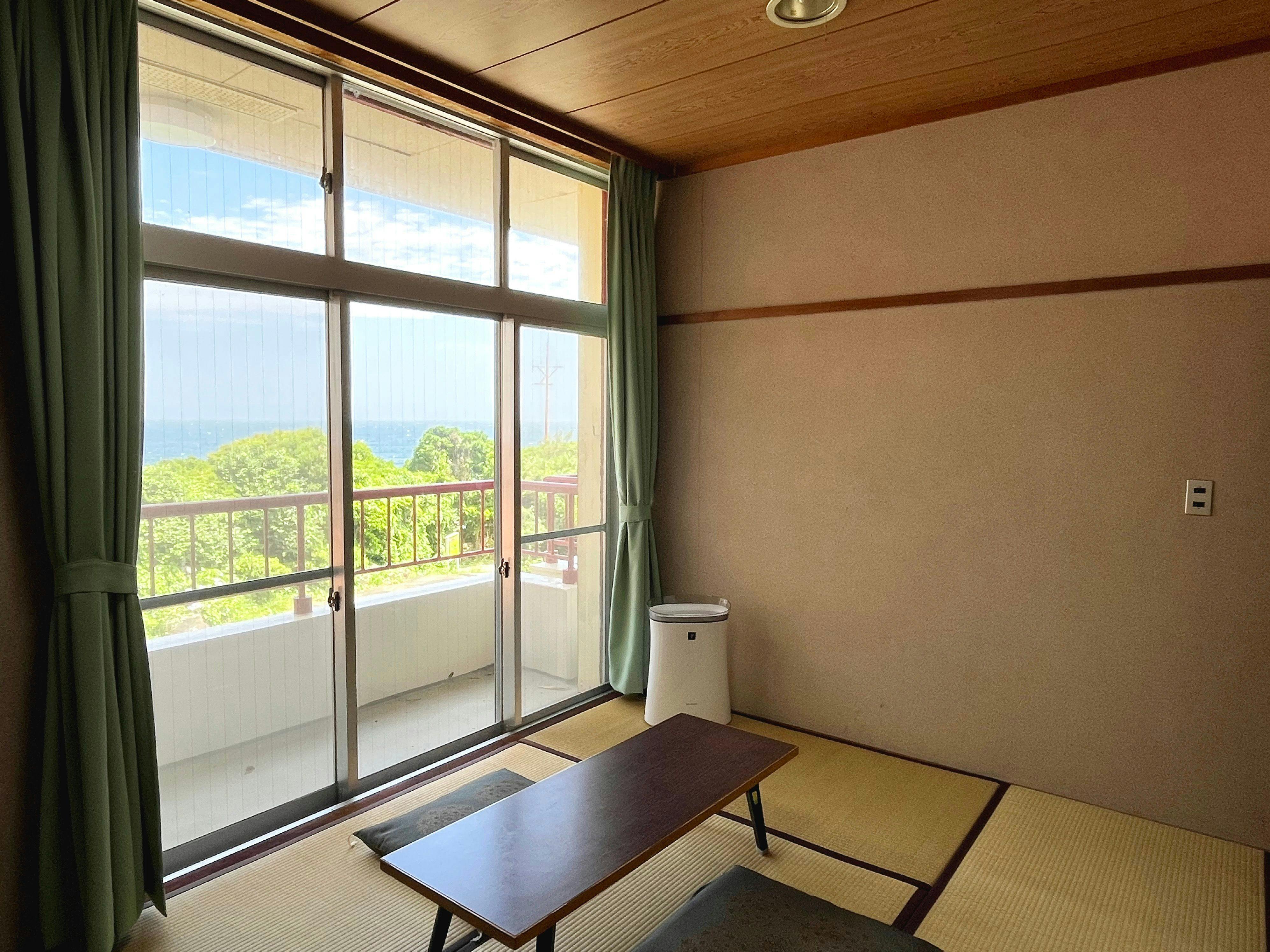 วิวทะเล★ห้องสไตล์ญี่ปุ่น 6 เสื่อ ไม่มีห้องน้ำและห้องสุขา