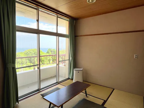 วิวทะเล★ห้องสไตล์ญี่ปุ่น 6 เสื่อ ไม่มีห้องน้ำและห้องสุขา