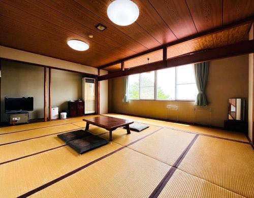 和室10畳～12畳◆4～5名様でご利用可*