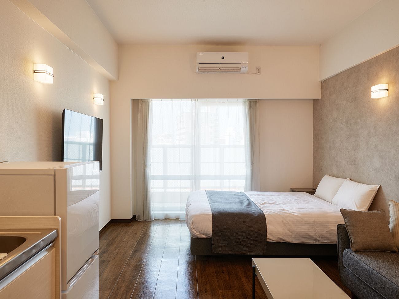 Kamar Double Standar