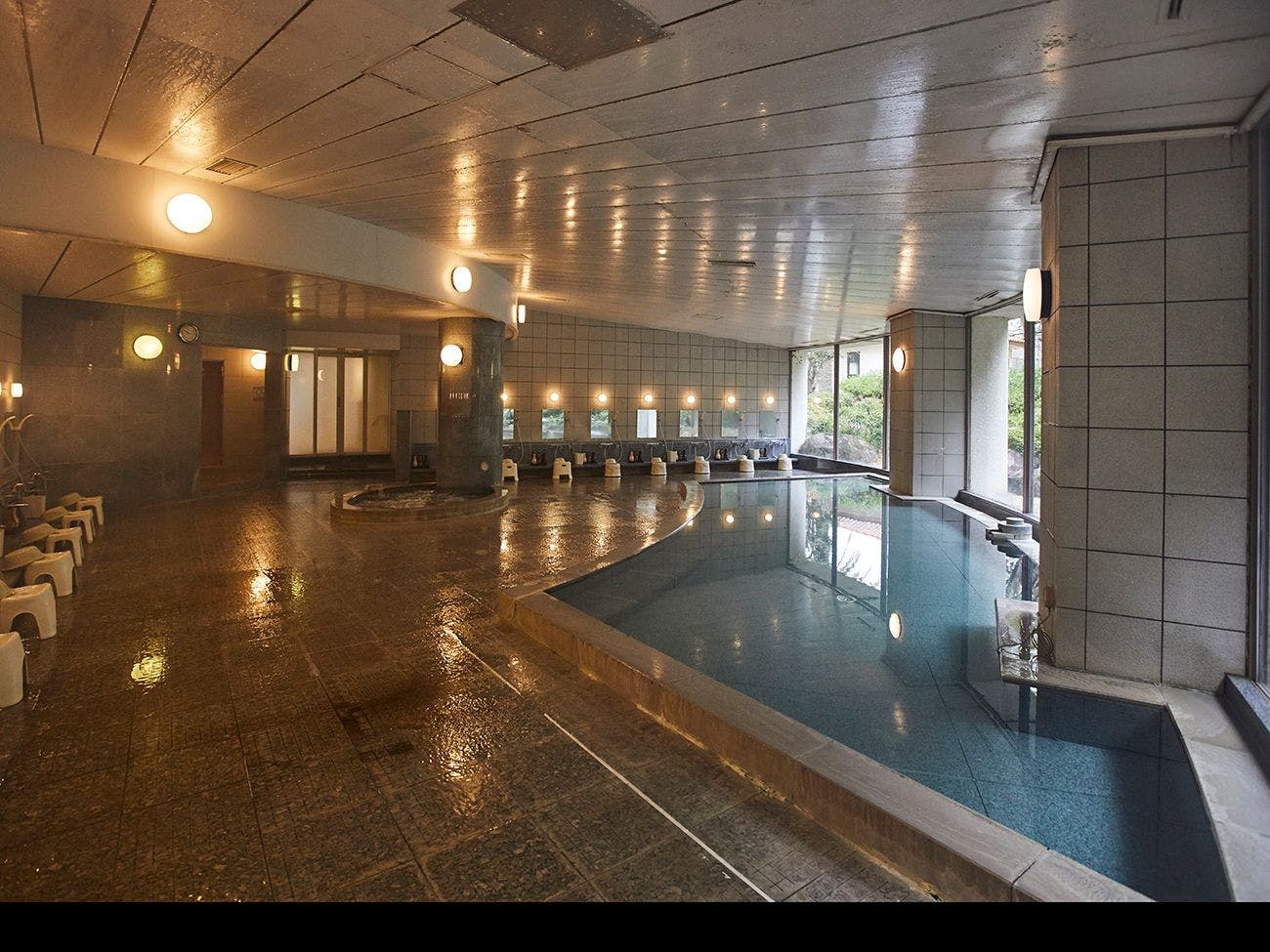 ห้องอาบน้ำสาธารณะ