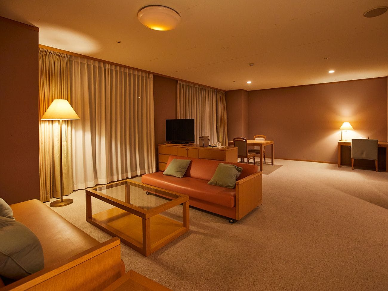 Kamogawa Country Hotel