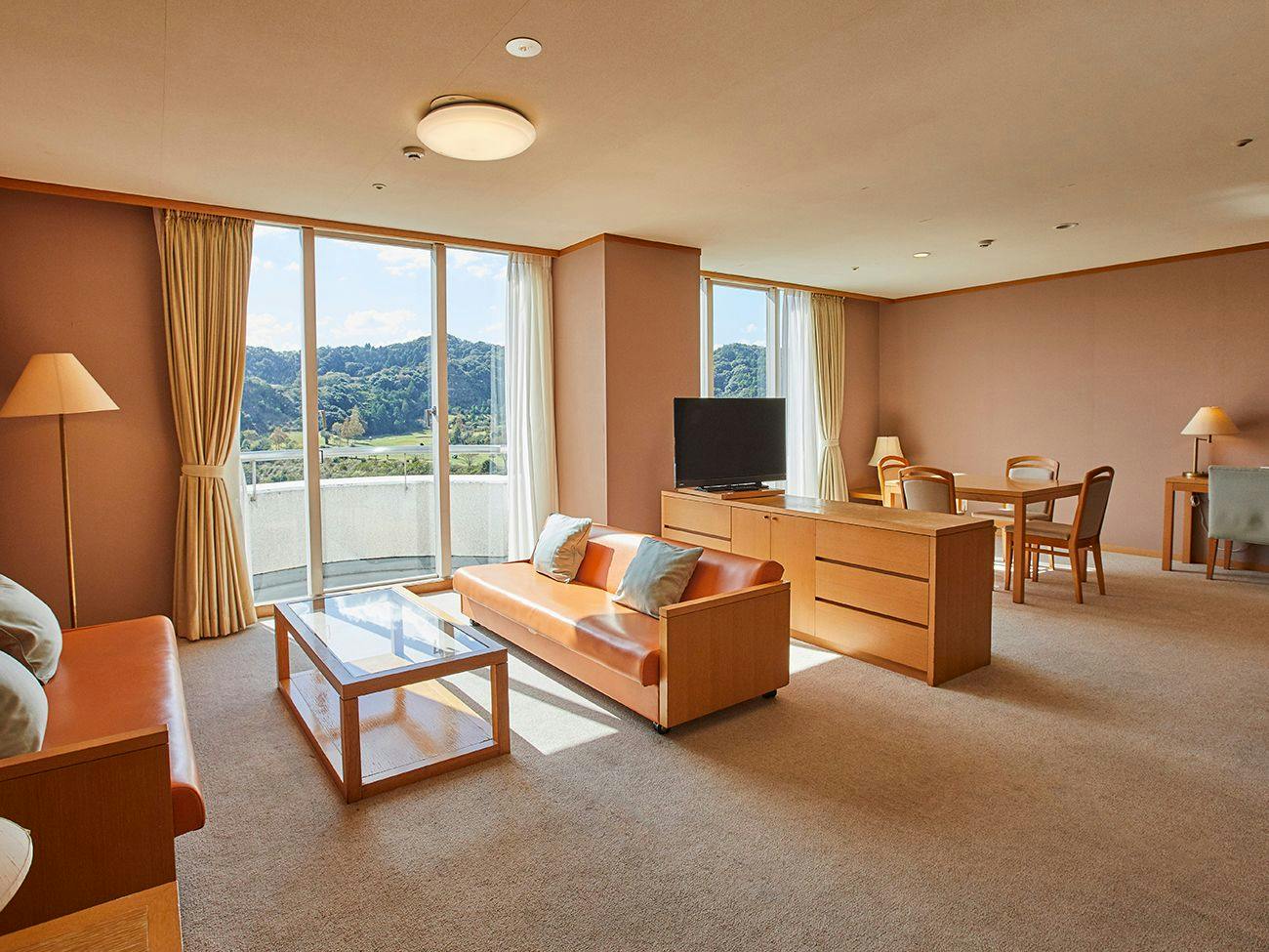 Kamogawa Country Hotel