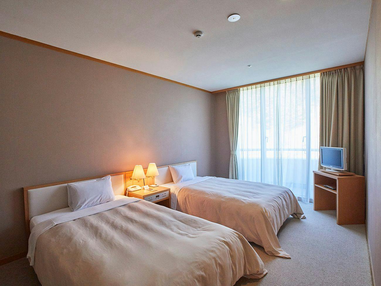 Kamogawa Country Hotel