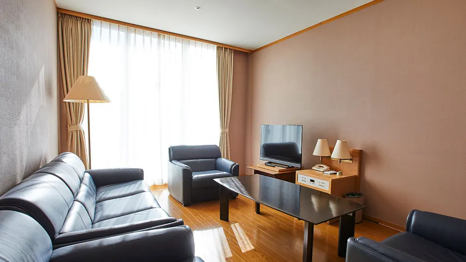 Kamogawa Country Hotel