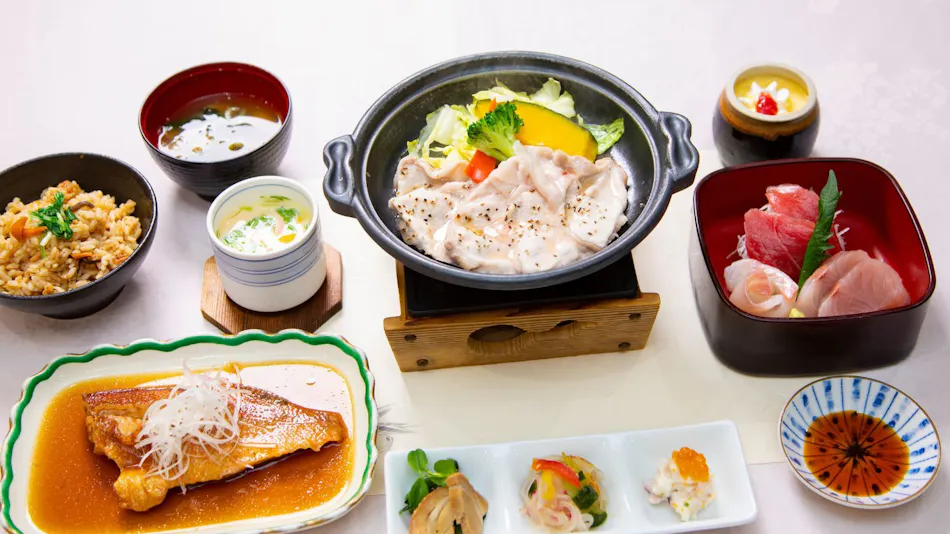 Kamogawa Country Hotel