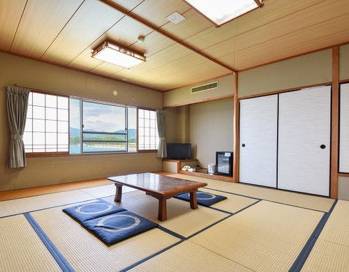 *【本館和室15畳からの眺め】