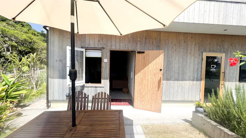 sanset HOLLY CAMP CASA