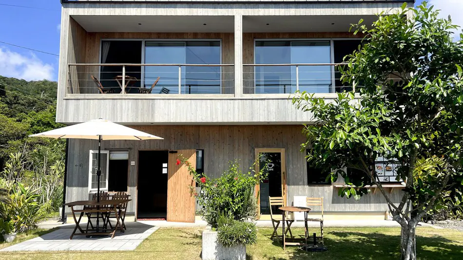 sanset HOLLY CAMP CASA