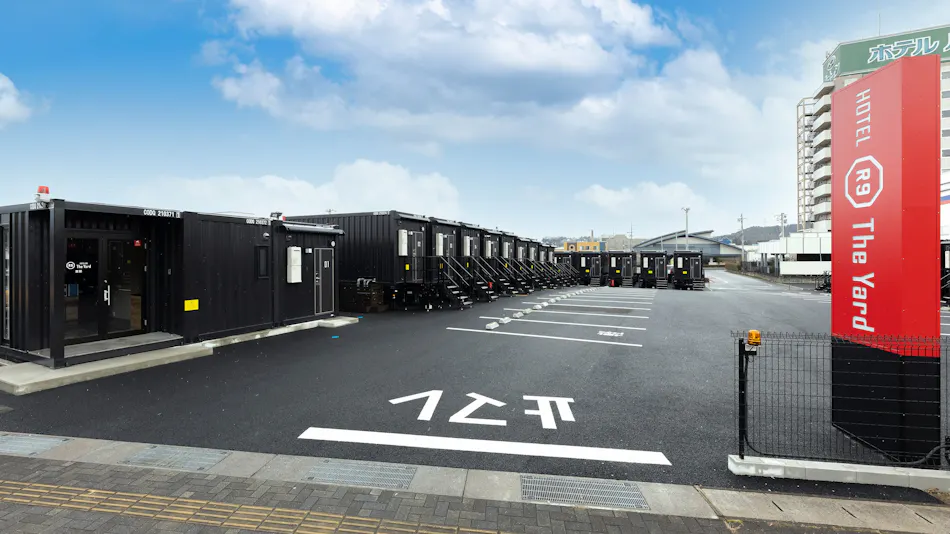 HOTEL R9 The Yard Ena