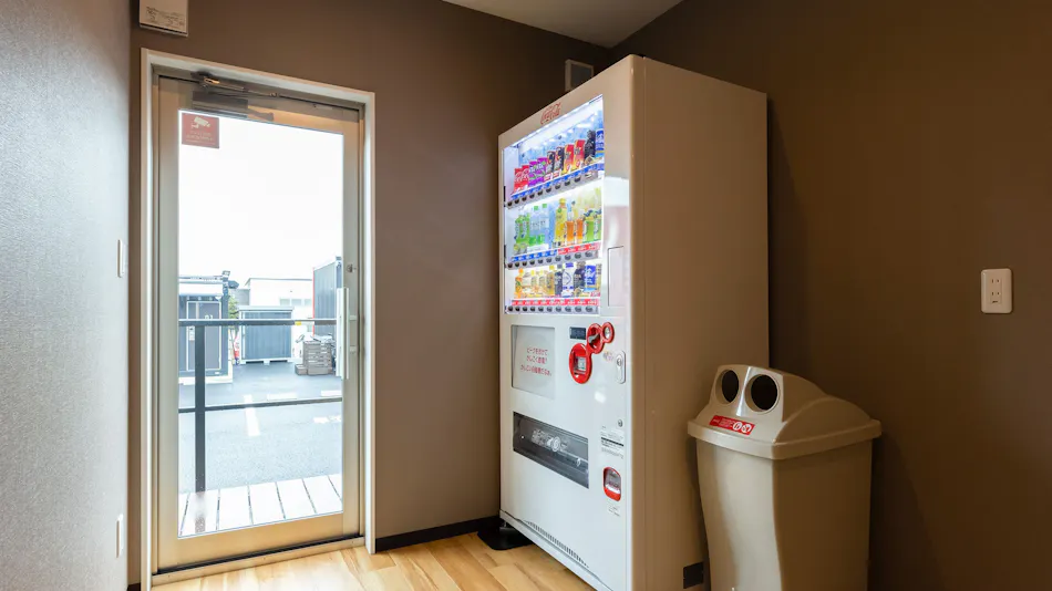 HOTEL R9 The Yard Ena