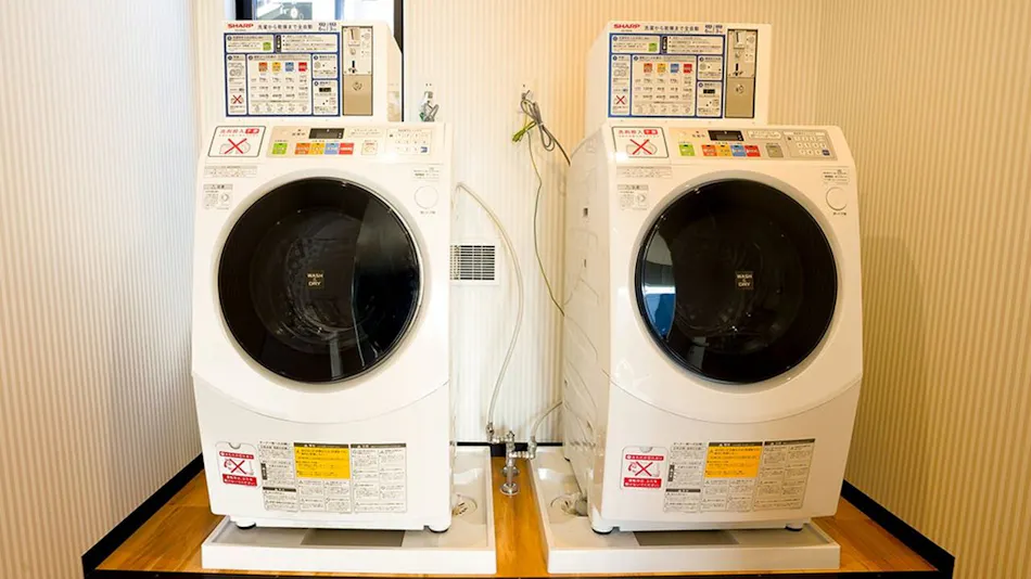 HOTEL R9 The Yard Ena