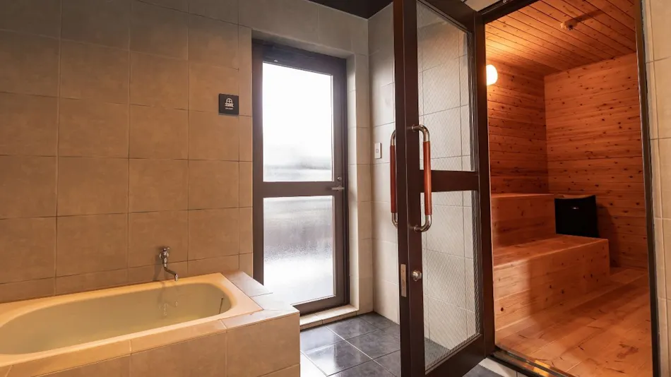 CABIN & HOTEL CONSTANT NAHA