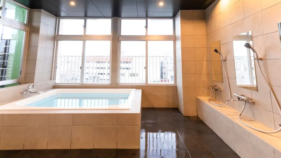 CABIN & HOTEL CONSTANT NAHA