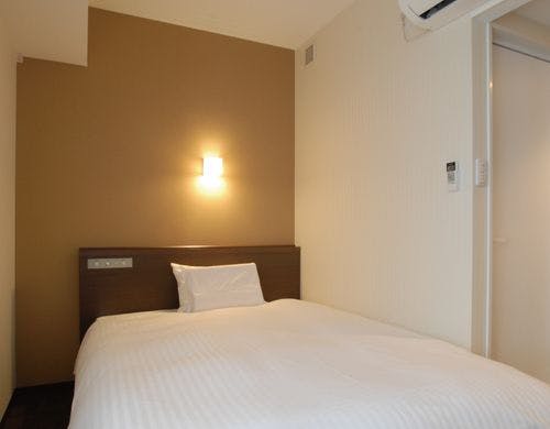 デラックスシングルルーム