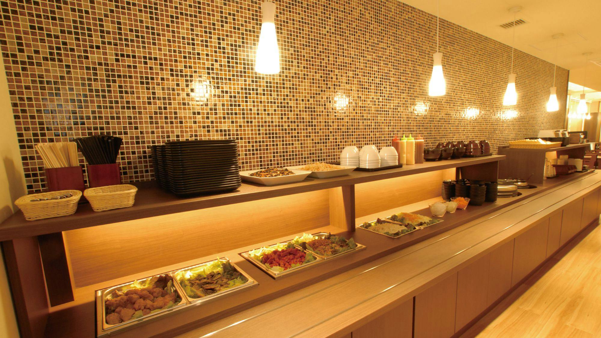 เคาน์เตอร์เสิร์ฟอาหาร