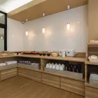 【เคาน์เตอร์เสิร์ฟอาหาร】