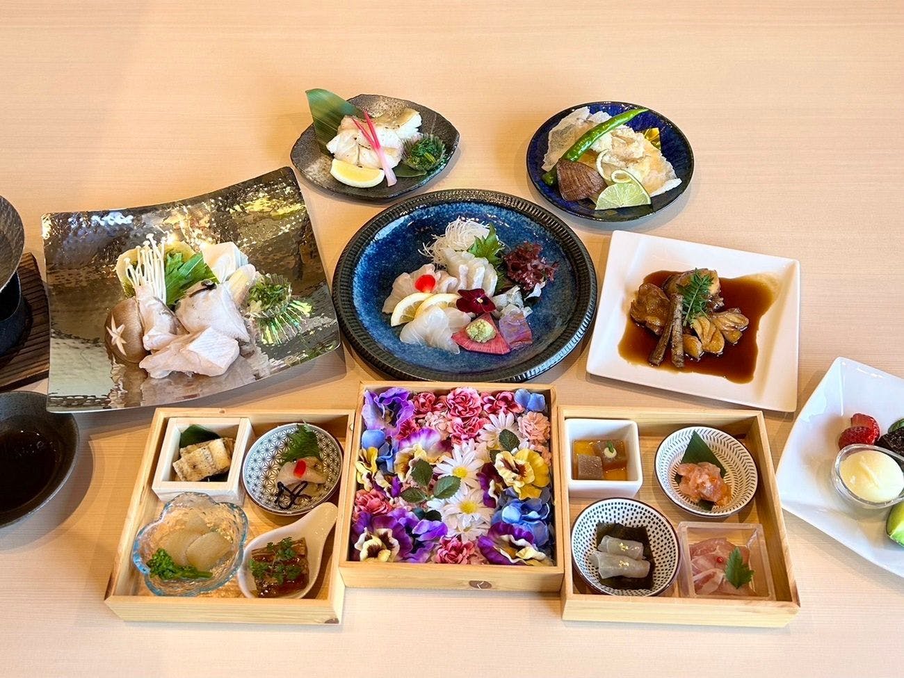 南紀白浜 和みの湯 花鳥風月 - 【特別会席・九絵絵巻】5種のクエ料理を