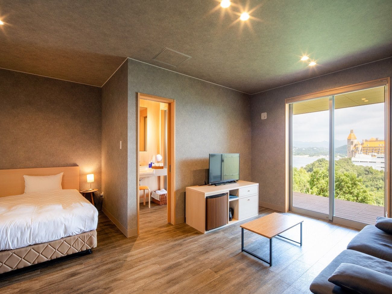 Nanki Shirahama Nagomi no Yu Kacho Fugetsu