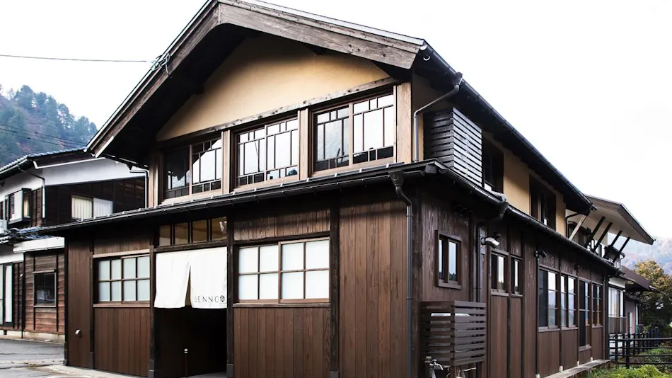 Whole Building Inn SENNO