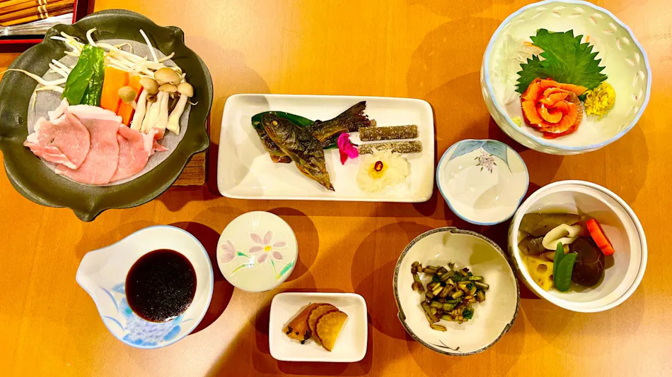Hachimantai Onsen Village Pension Hinode