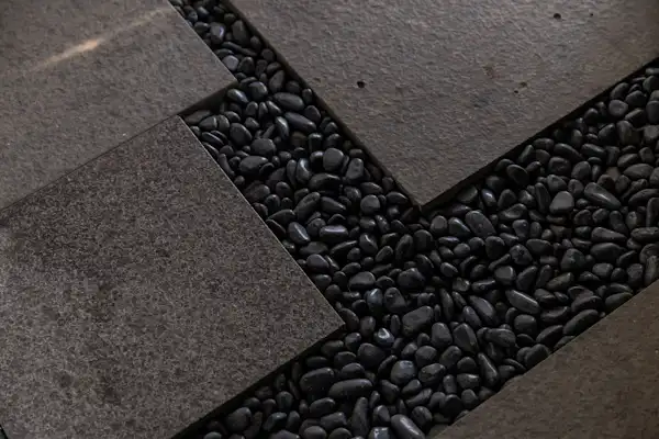 พื้นดินของ Airstream ปูด้วยหิน