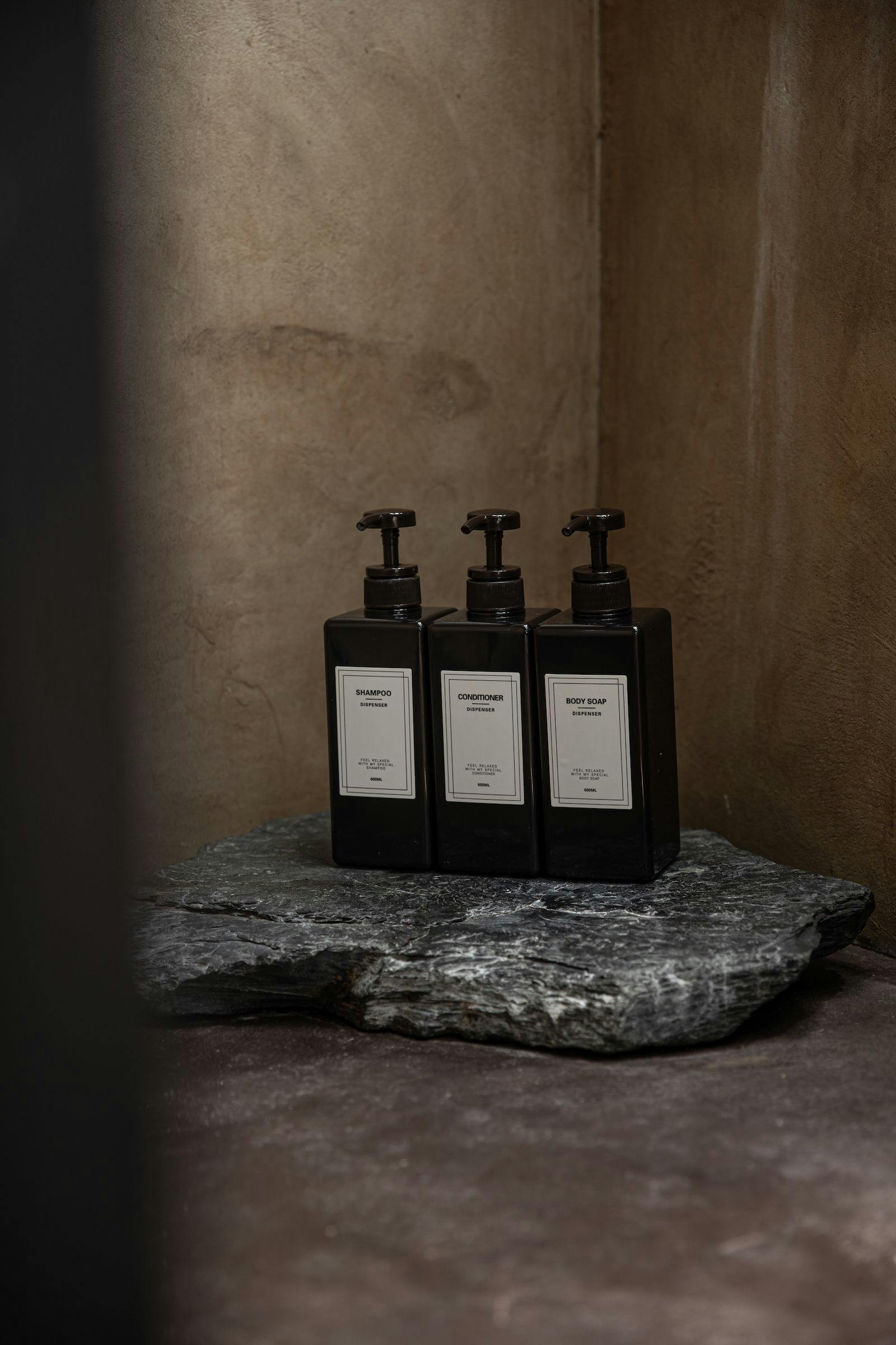 แชมพู ครีมนวด สบู่เหลว