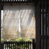 ผ้าม่านถูกย้อมด้วยสนิม