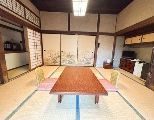 ごゆっくりお寛ぎください