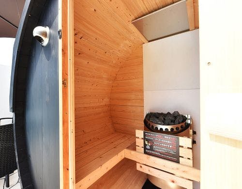 デラックス　バレルサウナ内部