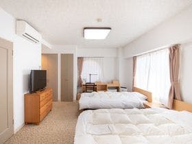 シャトレーゼロッジ春日居