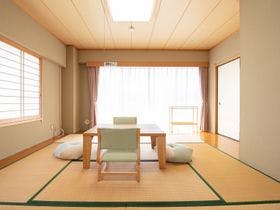 シャトレーゼロッジ春日居