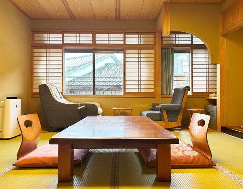 マッサージチェアが設置されています。