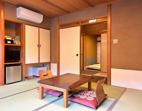 襖2枚隔ておりますので、静かに休めます。