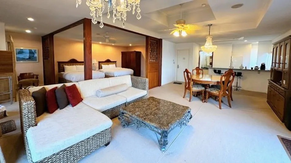 ISANA Resort: Natural Private Hotsprings and Ocean View Boutique Hotel