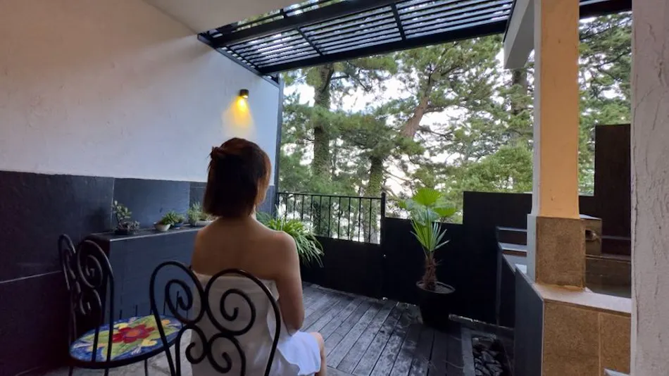 ISANA Resort: Natural Private Hotsprings and Ocean View Boutique Hotel