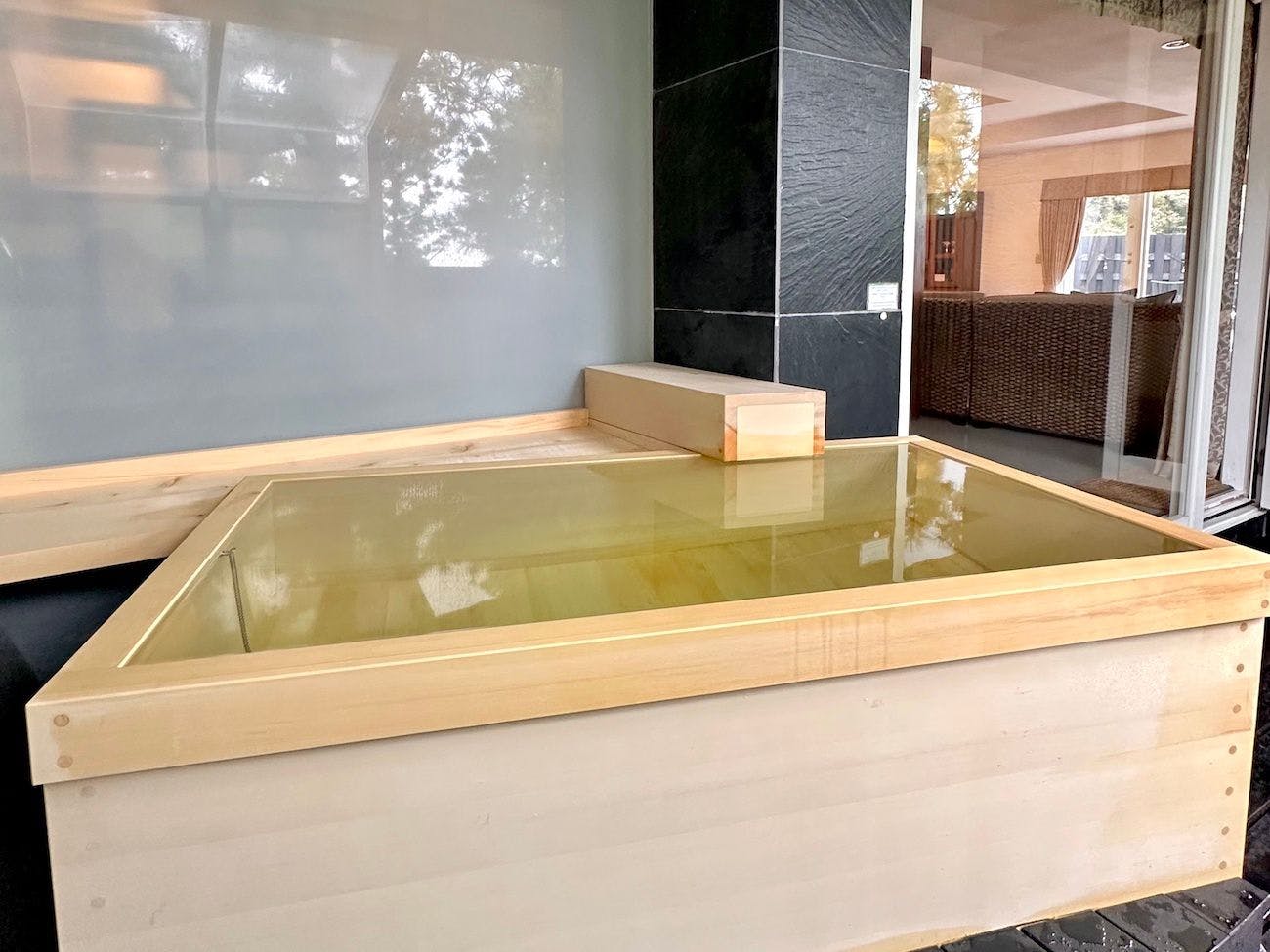 ISANA Resort: Natural Private Hotsprings and Ocean View Boutique Hotel