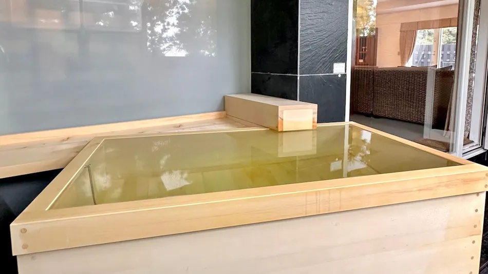 ISANA Resort: Natural Private Hotsprings and Ocean View Boutique Hotel