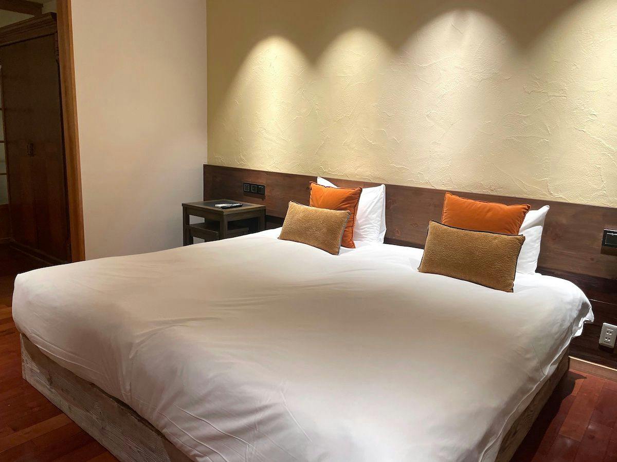 ISANA Resort: Natural Private Hotsprings and Ocean View Boutique Hotel