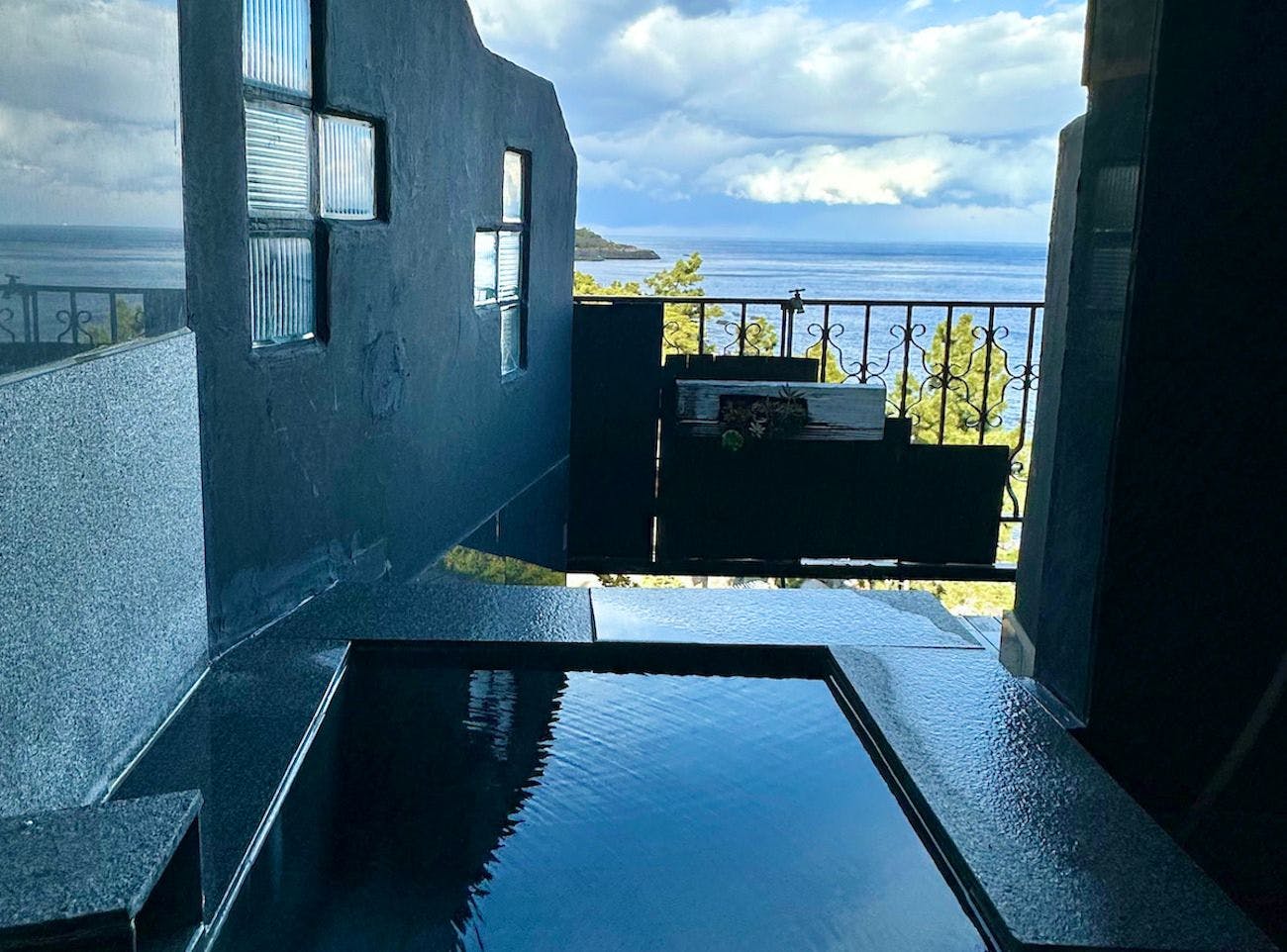 ISANA Resort: Natural Private Hotsprings and Ocean View Boutique Hotel