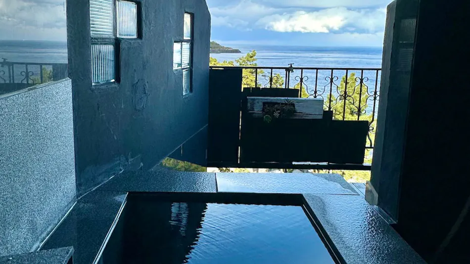 ISANA Resort: Natural Private Hotsprings and Ocean View Boutique Hotel