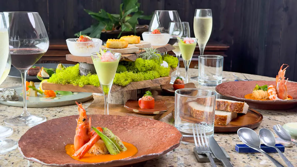 ISANA Resort: Natural Private Hotsprings and Ocean View Boutique Hotel
