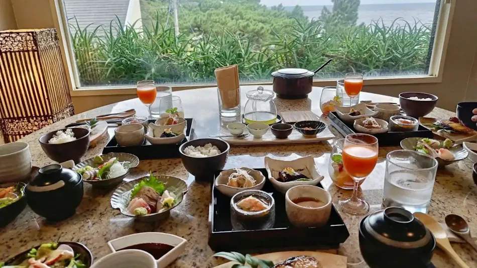 ISANA Resort: Natural Private Hotsprings and Ocean View Boutique Hotel